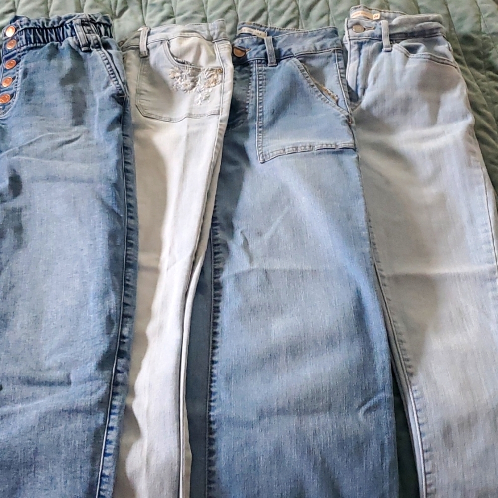 4 pair of jeans bundle- all in very good condition - Sizes: 1, 24, 12, and 13/14